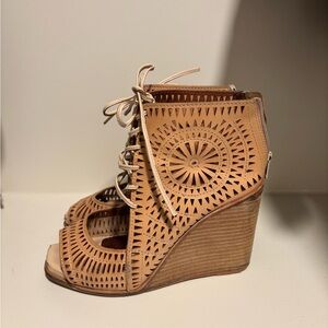 Women's Tan Wedge Sandals